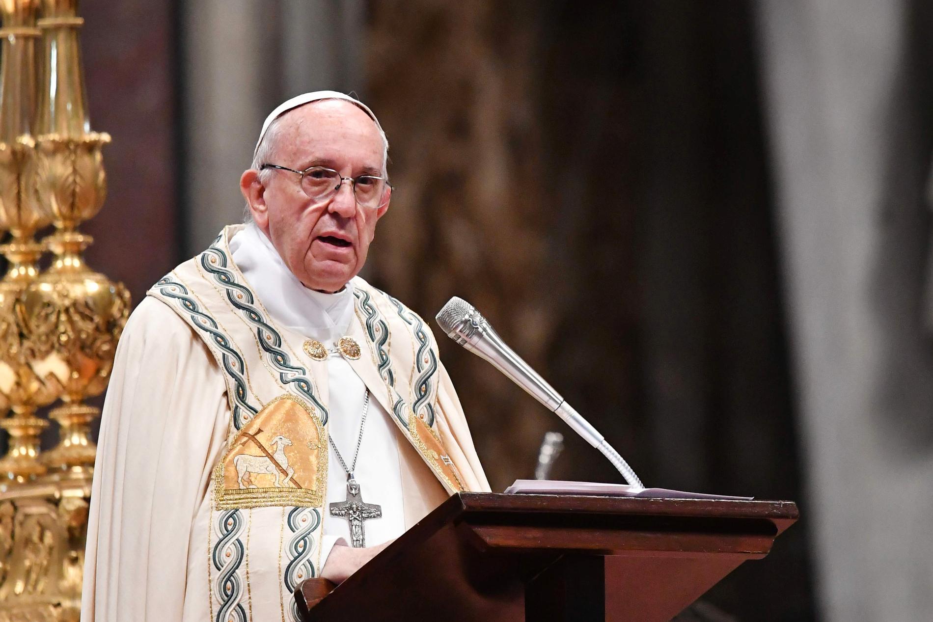 Påven ska ha erbjudit familjen att ta Charlie till ett sjukhus i Vatikanen för att få den hjälp han behöver.