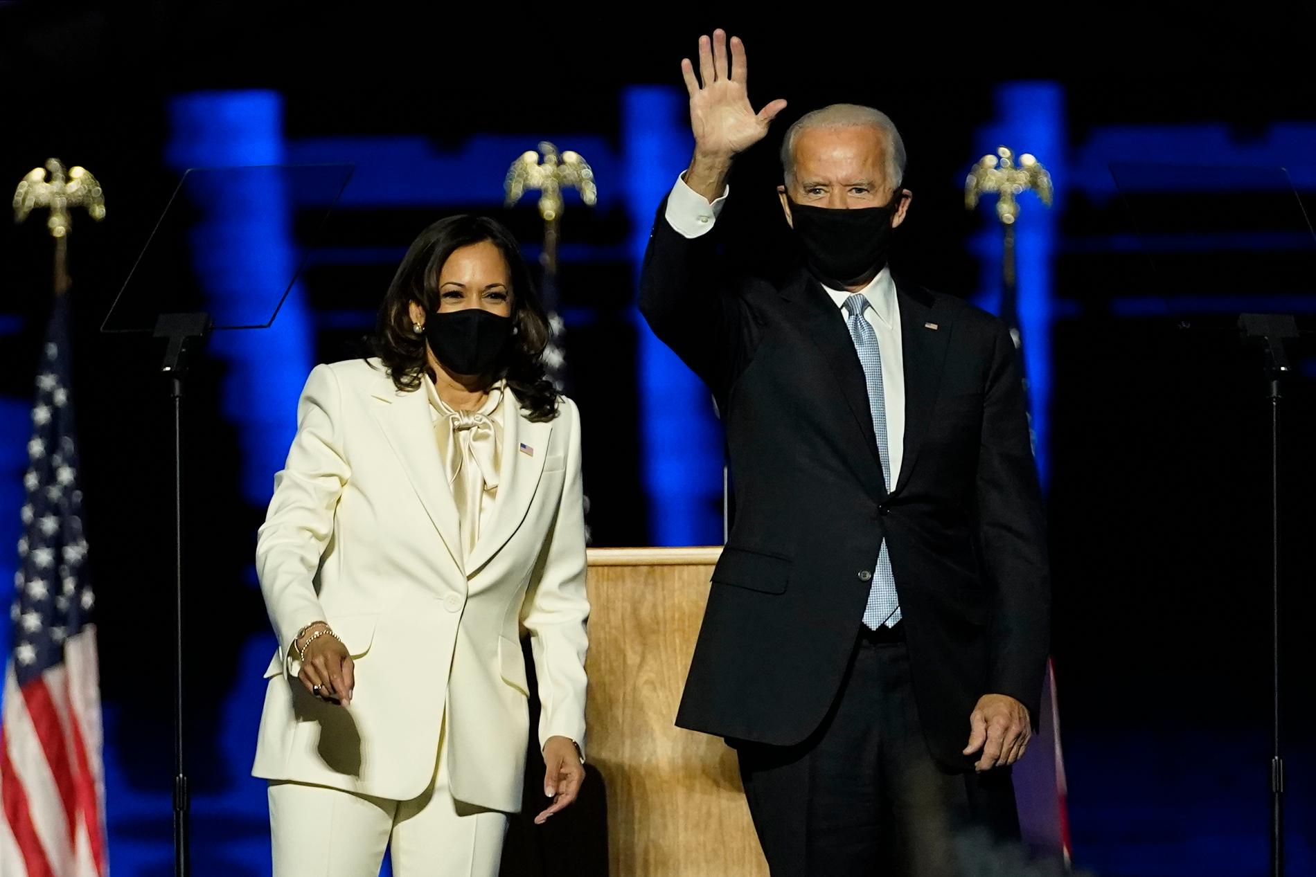 ”Biden hade djärvheten att välja en svart kvinna som vice president” sa Kamala Harris. 