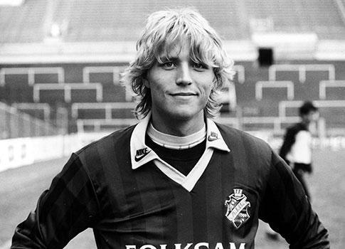 1987 gjorde han debut i AIK.