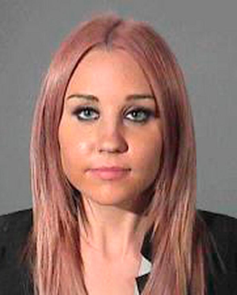 Polisens bild av Bynes från 2012, då hon anklagades för att ha kört full och slagit en polis.