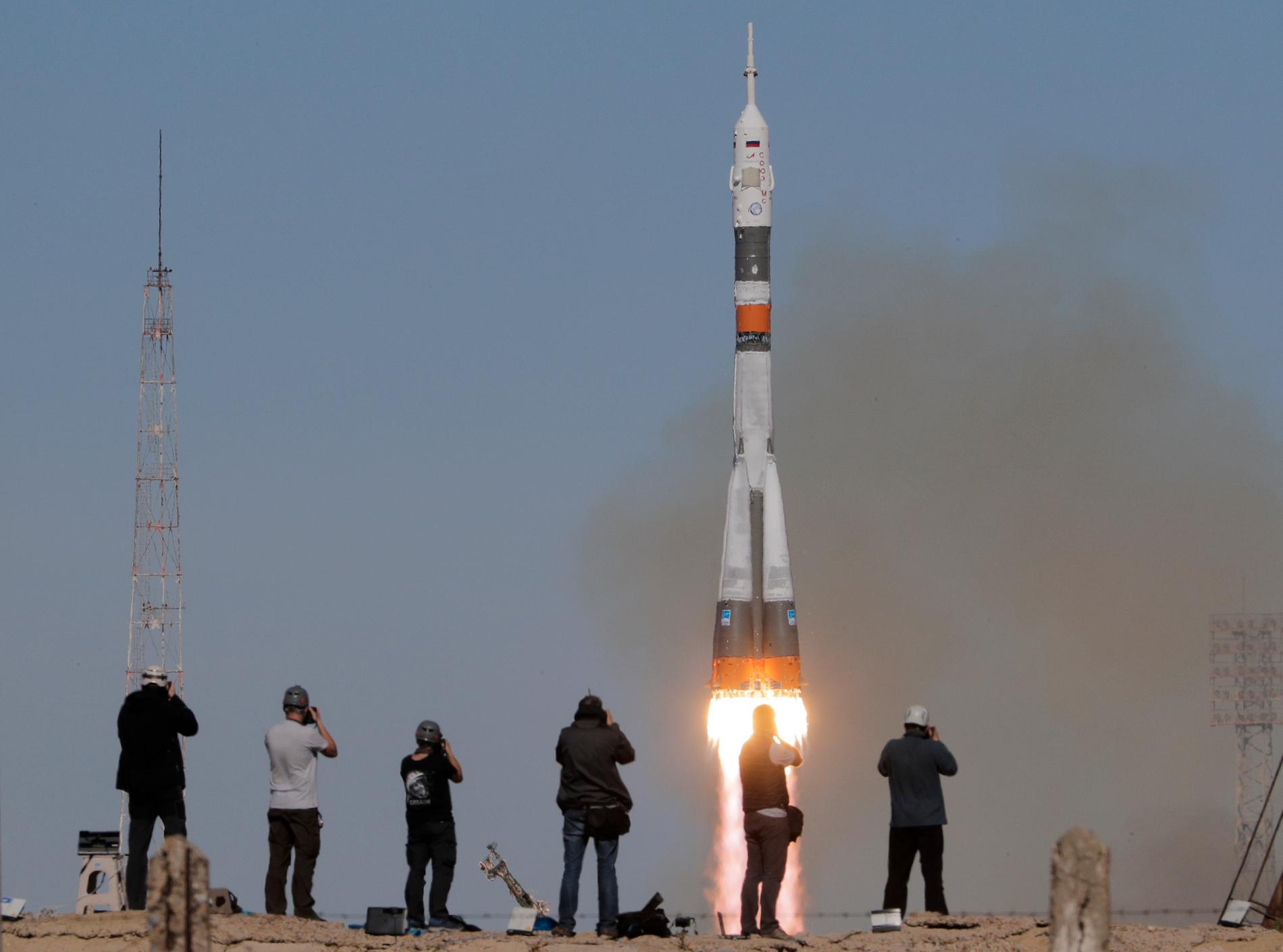 Den ryska rymdfarkosten Sojuz på väg upp. Arkivbild.