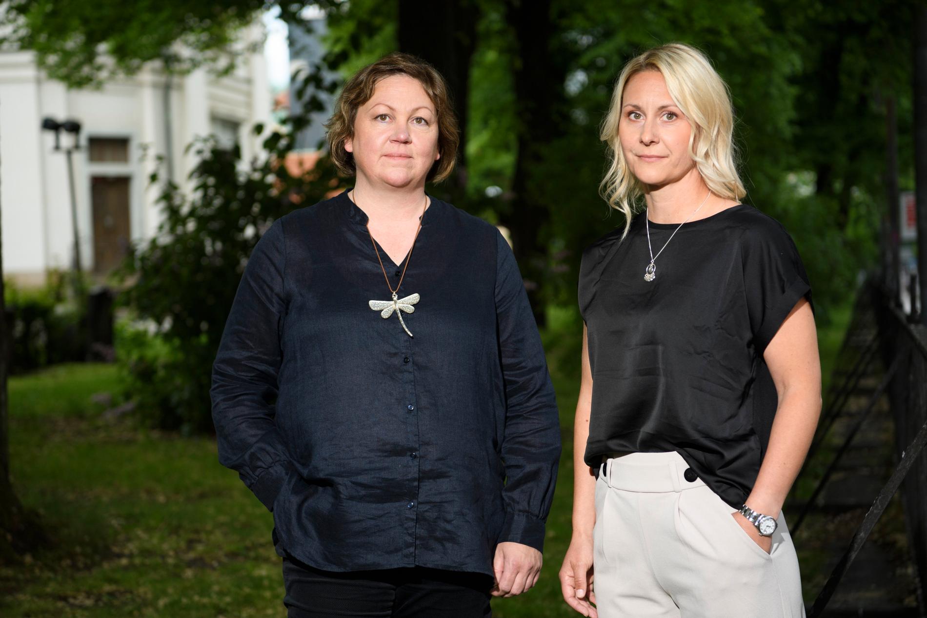 Jennie Lundgren och Ulrika Lundgren Lindmark har chans att tilldelas deckarakademins debutpris för "Där isarna råmar". Arkivbild.