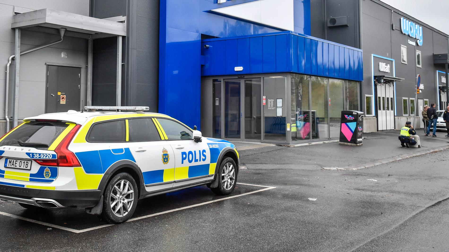 En man sköts ihjäl den 24 maj på en handelsplats i Södertälje. Arkivbild.