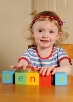 Två och ett halvt-åriga Beatrix Townsend är en av intelligensklubben Mensas yngsta medlemmar någonsin i Storbritannien.