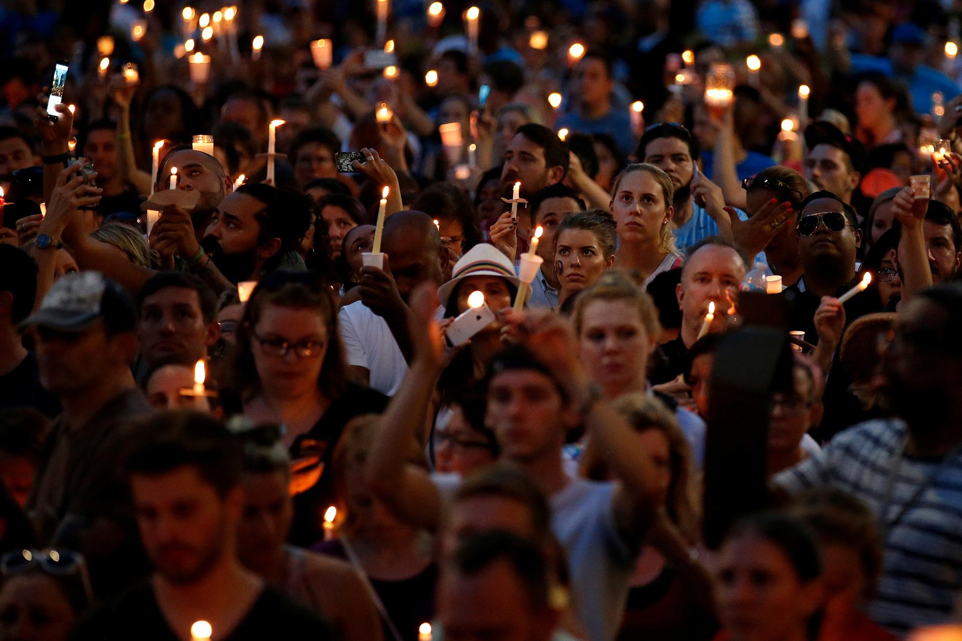 Tända ljus i Orlando.