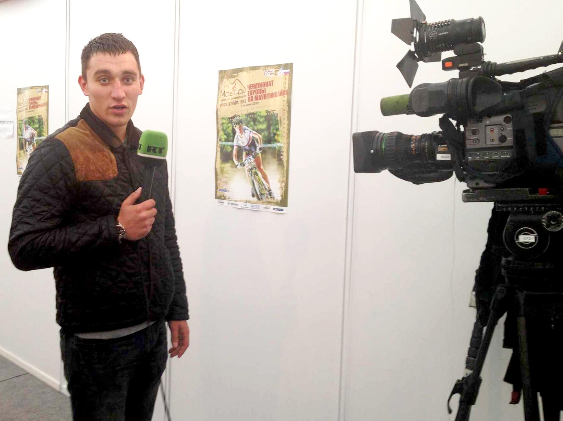 Nikolaj under sin tid som korrespondent för Russia Today.