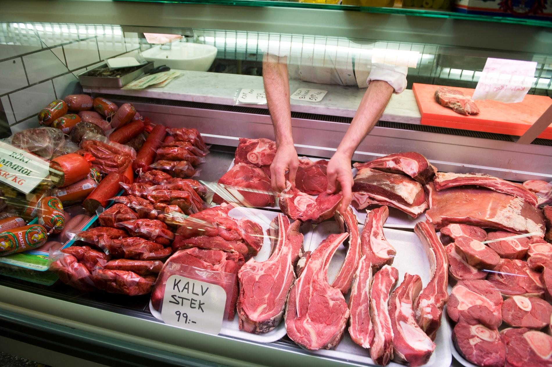Trots att svenskarna äter allt mindre kött är det fortfarande inte tillräckligt om klimatmålen ska uppfyllas. Arkivbild.