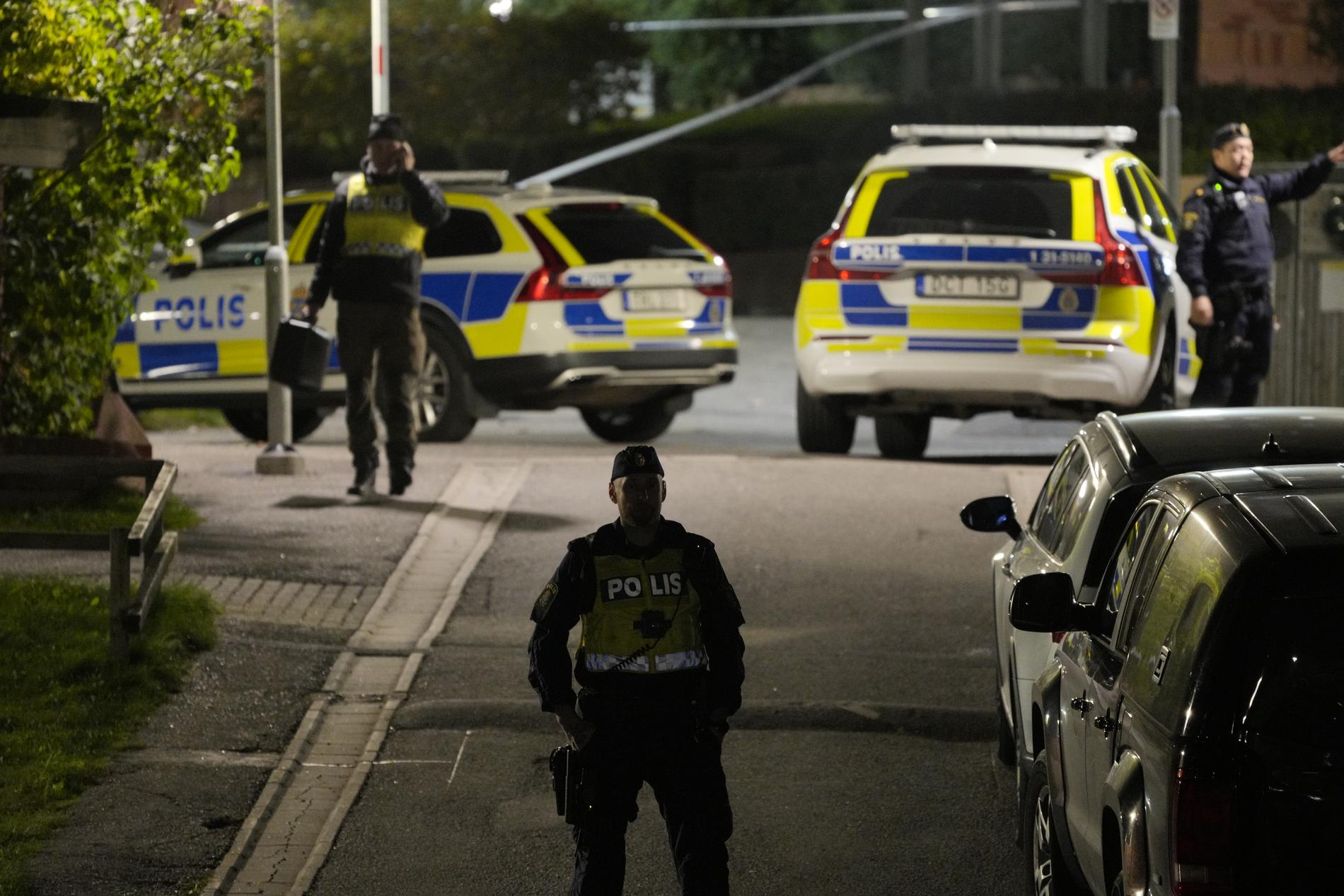 Polispådrag vid skottlossningen i Södertälje. 