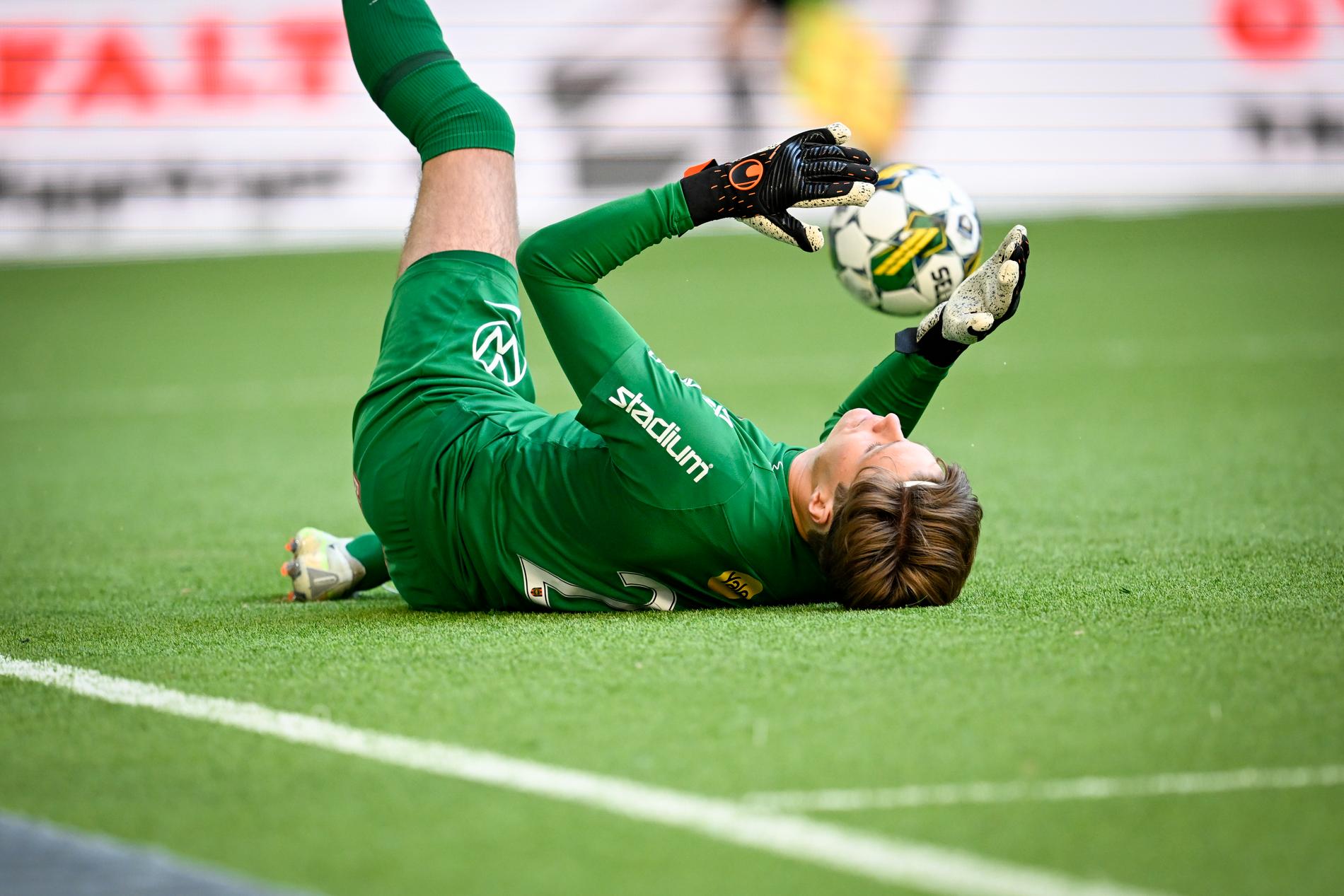 BP:s målvakt Filip Sidklev efter Hammarbys 1–0-mål. 