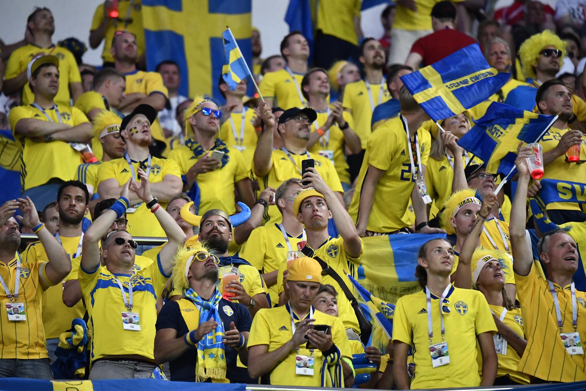 Svenska fans under VM i Ryssland 2018. Intresset för EM 2020 är rekordstort, enligt Uefa. Arkivbild.
