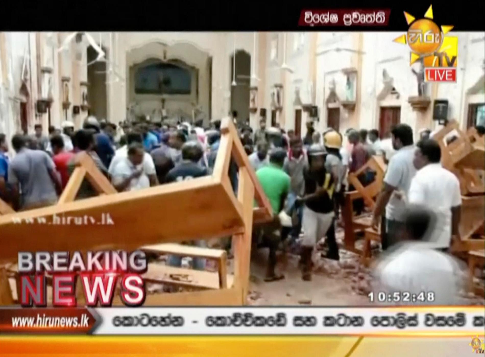 Stillbild från lankesisk tv visar förödelse i kyrkan St. Anthony i Colombo.
