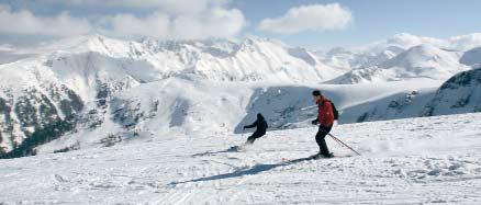 Pirinbergen lockar numera skidåkare från hela Europa sedan Bansko fått status som en skidort i samma klass som Alperna.