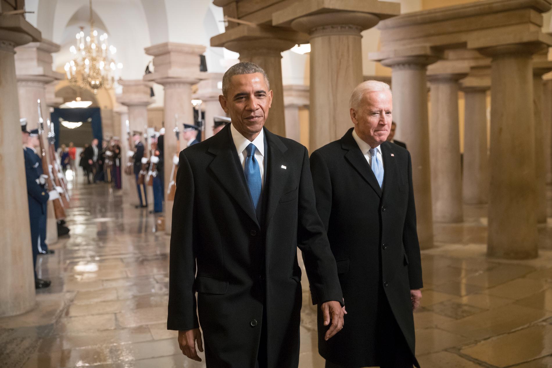 President Barack Obama tillsammans med vicepresident Joe Biden strax för president Donald Trumps installation i januari 2017.