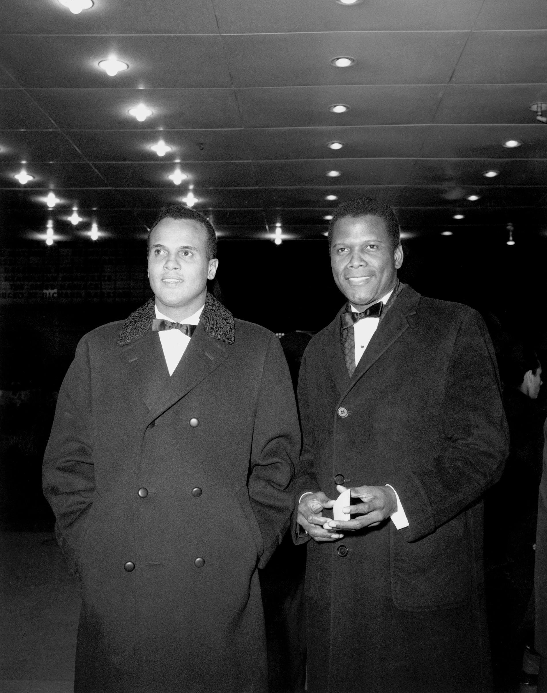 Harry Belafonte och Sidney Poitier, år 1965. 