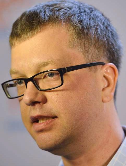 Kent Persson, 41, har kritiserats hårt för toppstyrning och maktkoncentration.