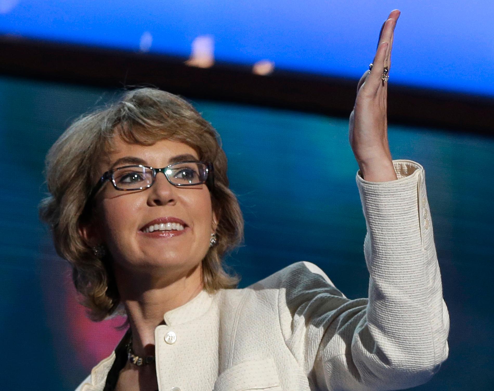 Det förra kongressledamoten Gabrielle Giffords 2012. Arizonademokraten Giffords överlevde ett mordförsök 2011 och är nu mycket aktiv i kampen för striktare vapenlagar.