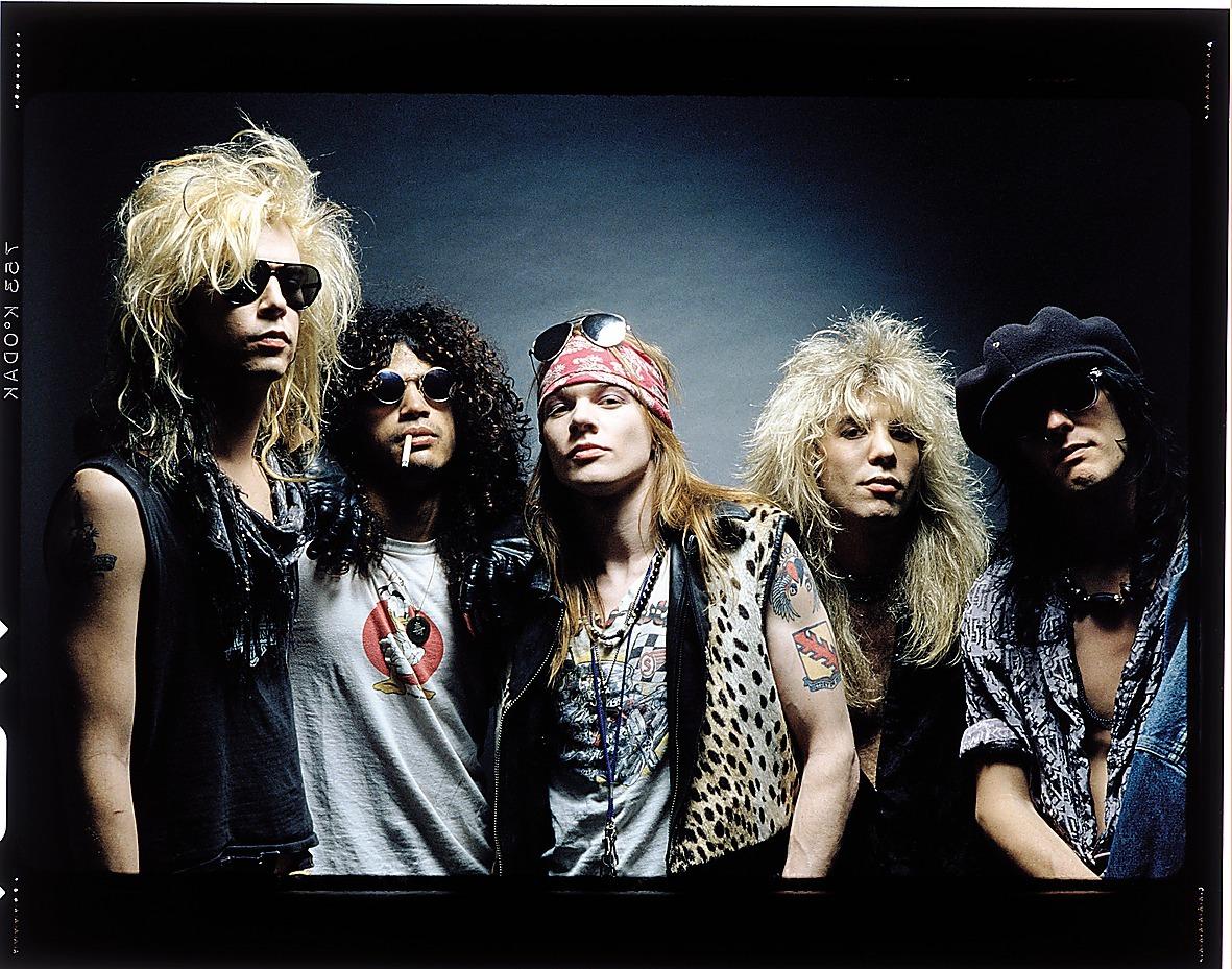 Duff McKagan, Slash, Axl Rose, Steven Adler och Izzy Stradlin i Guns N’ Roses originaluppställning 1988.