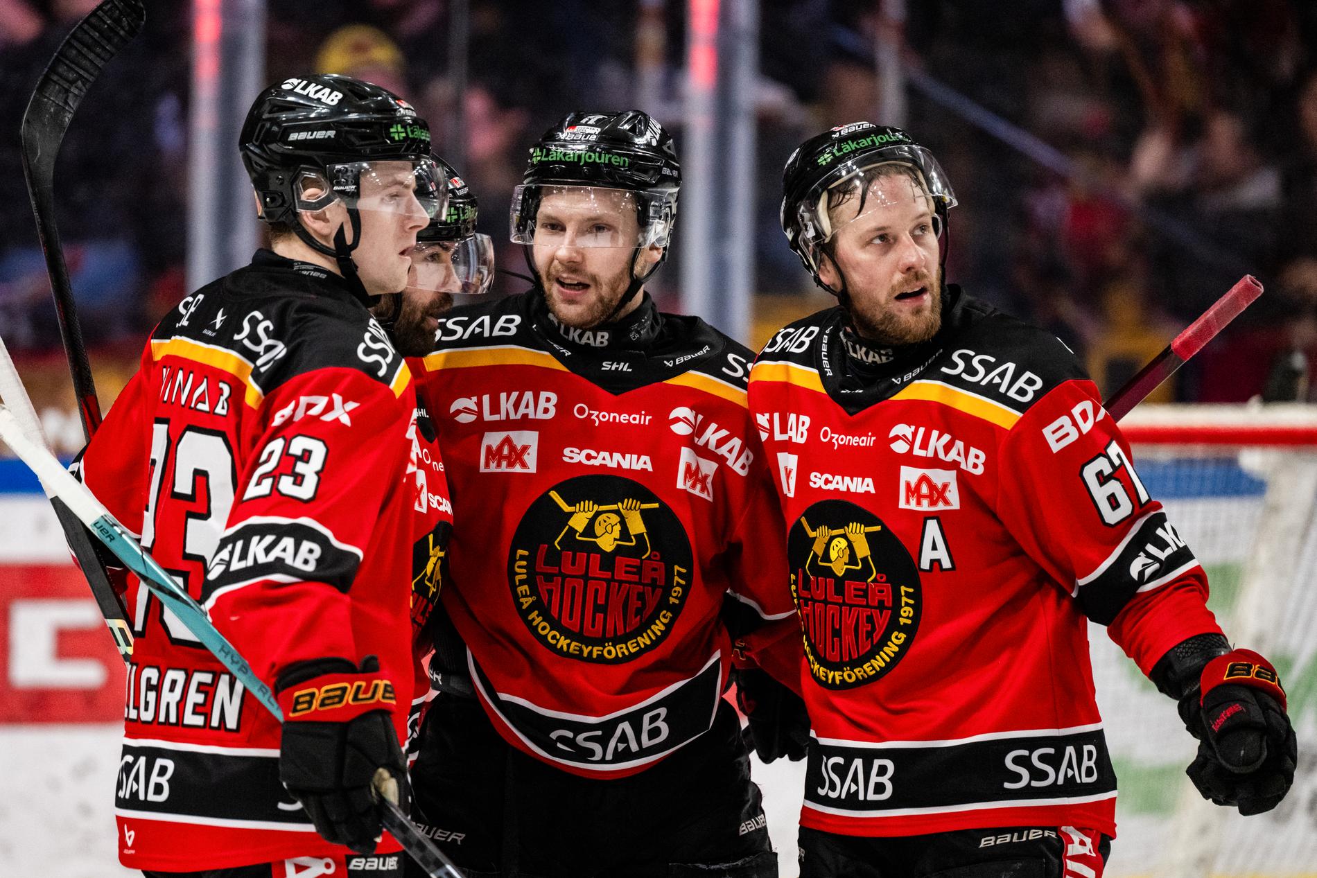 Luleås Jesper Sellgren, Jack Connolly, Einar Emanuelsson och Linus Omark i matchen mot Skellefteå i går.