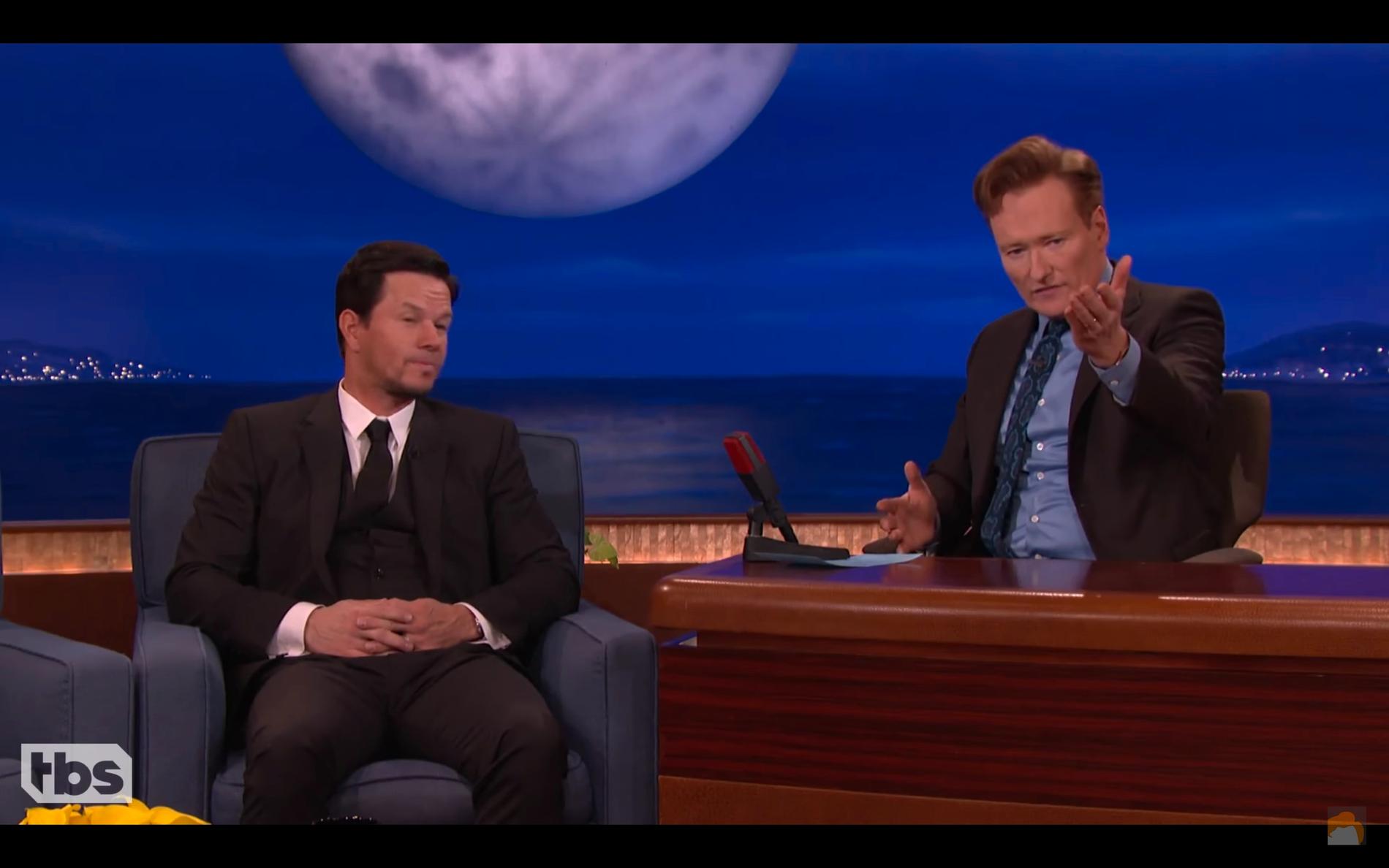Mark Wahlberg hos Conan O’Brien.
