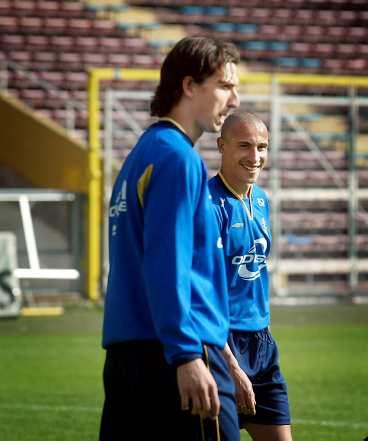 "Jag har njutit av Zlatan" I morgon kan Henrik Larsson göra comeback i Barcelona. Och kanske möter han sin anfallskollega från landslaget i La liga nästa år.