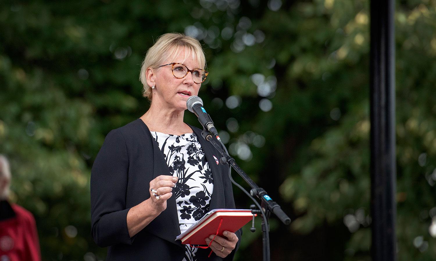 Utrikesminister Margot Wallström håller tal i Ludvika.