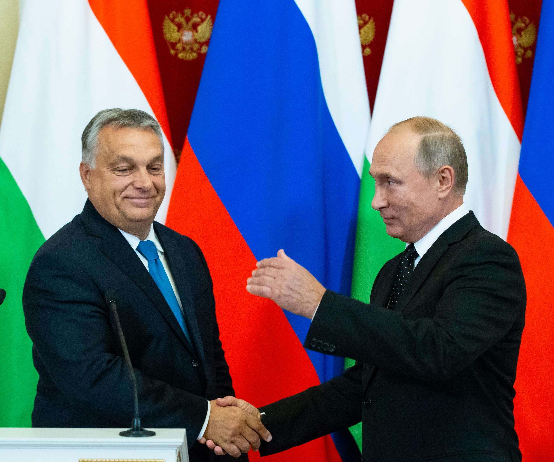 Viktor Orbán och Vladimir Putin vid ett möte i Moskva 2018.