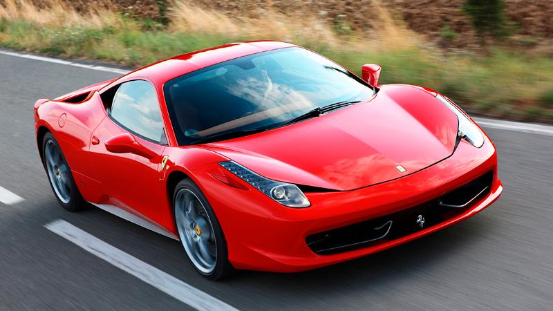 Ferrari 458 Italia är en skönhet. Men smakar det så kostar det – mycket. Strax över 2 miljoner kronor är utgångspriset för superbilen.