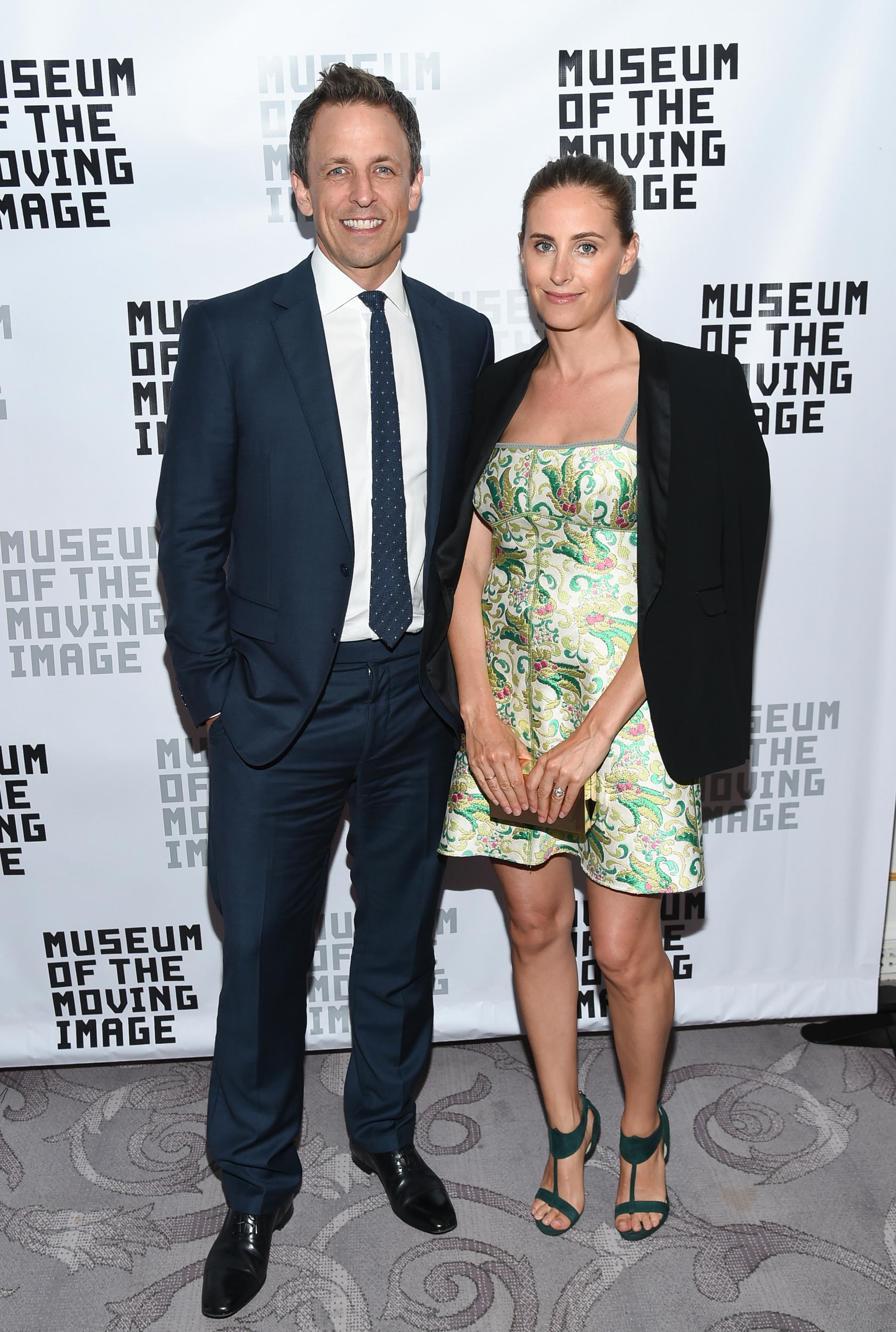 Seth Meyers tillsammans med hans fru Alexi Ashe.