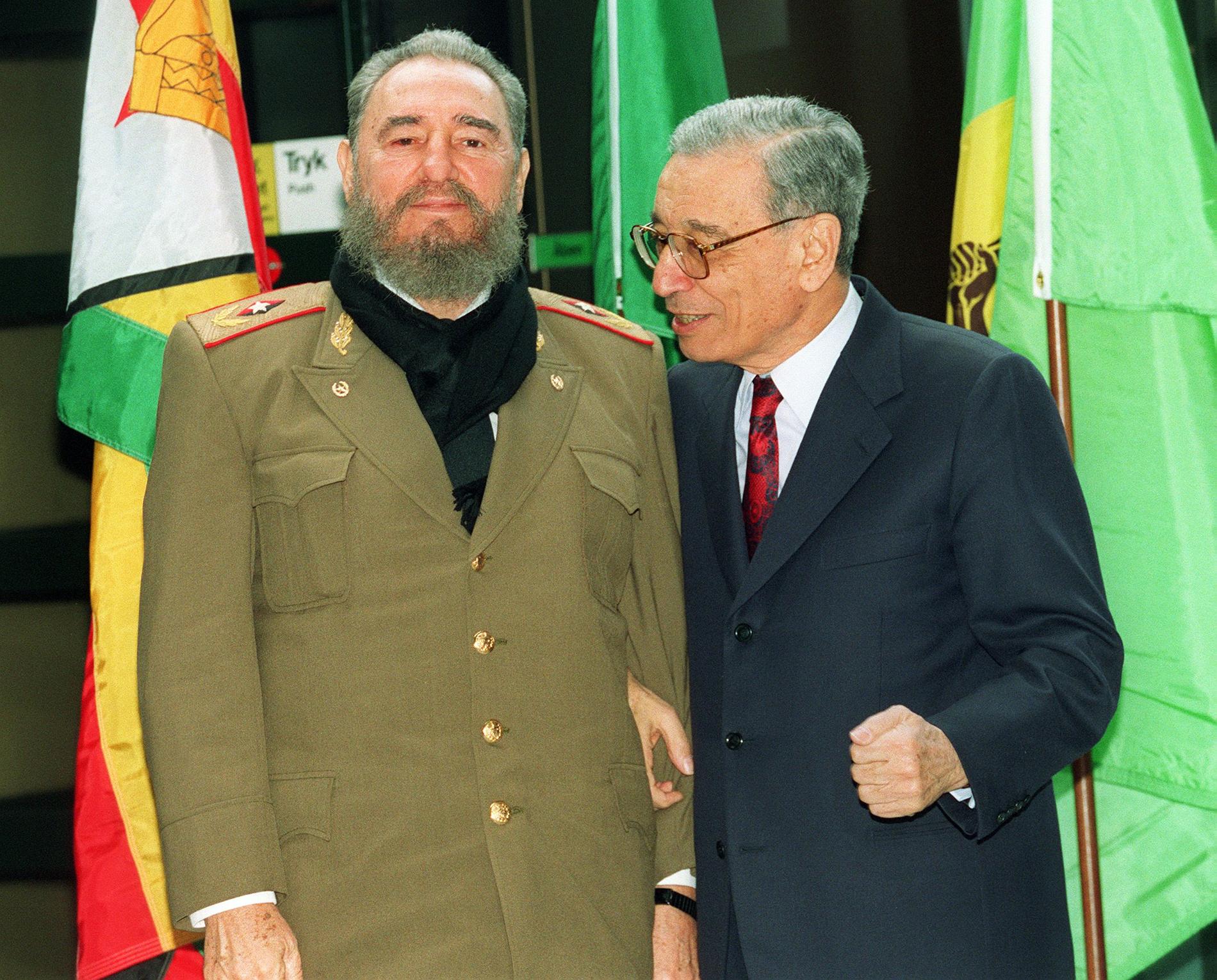 Fidel Castro  tillsammans med FN:s generalsekreterare General Boutros 1995.