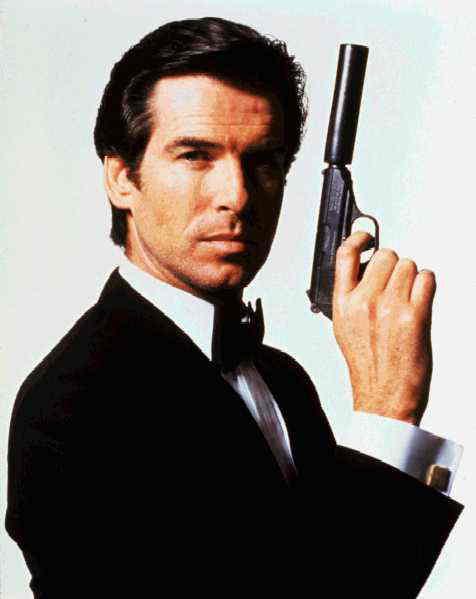 007 Pierce BrosnanFödd: 1953 Bond: 1995–2002