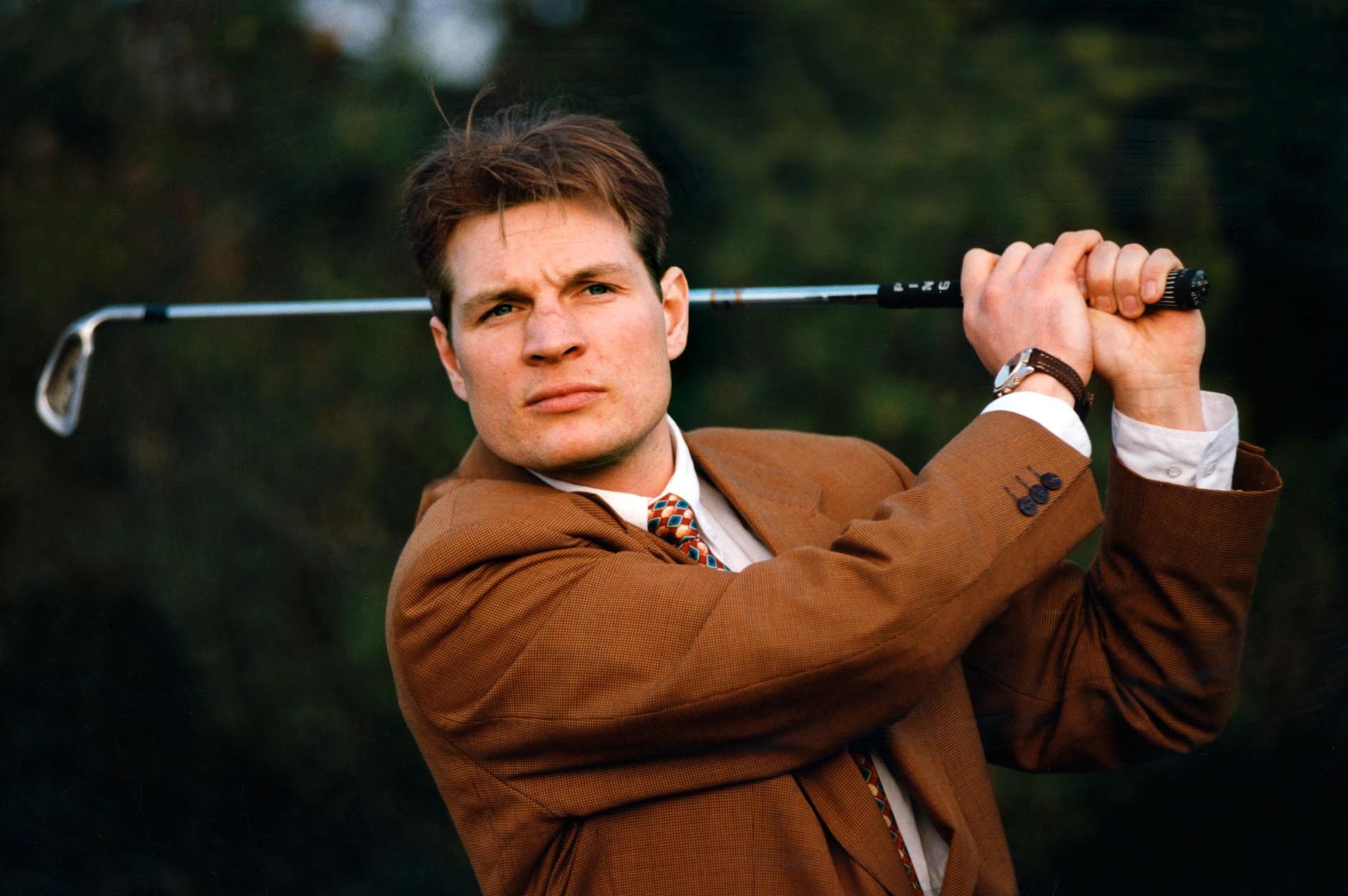 Fosshaug är en duktig golfare. Bilden togs 1993.