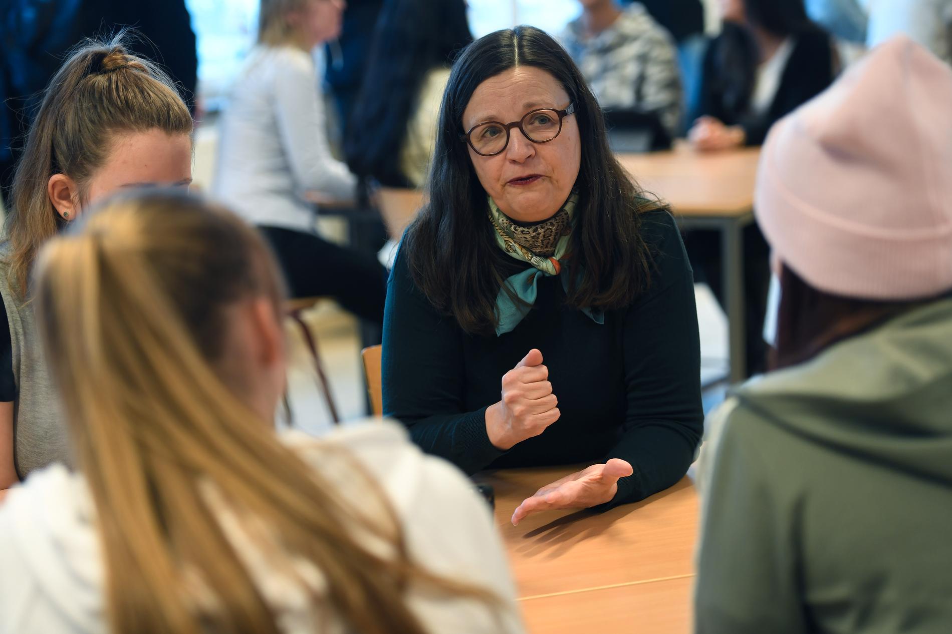 Regeringens utbildningsminister Anna Ekström tog i januari emot utredningen om att stoppa nyetablering av religiösa friskolor. 