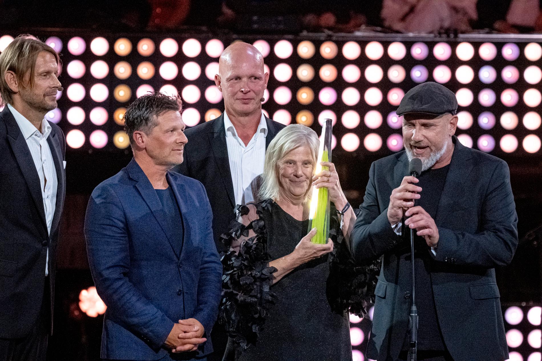 Irma och Marko ”Markoolio” Lehtosalo vann årets bästa realityserie på Kristallen.