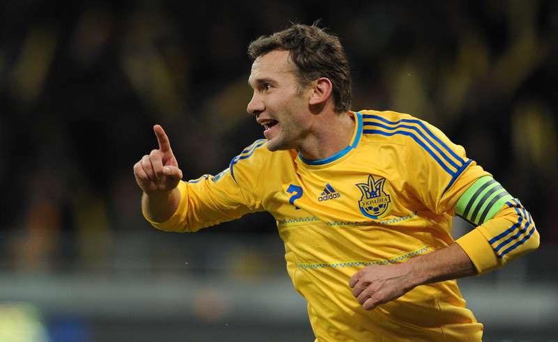 Ukrainas superstjärna Andrej Sjevtjenko var tillbaka från skada och spelade 20 minuter med hans Dynamo Kiev i går.