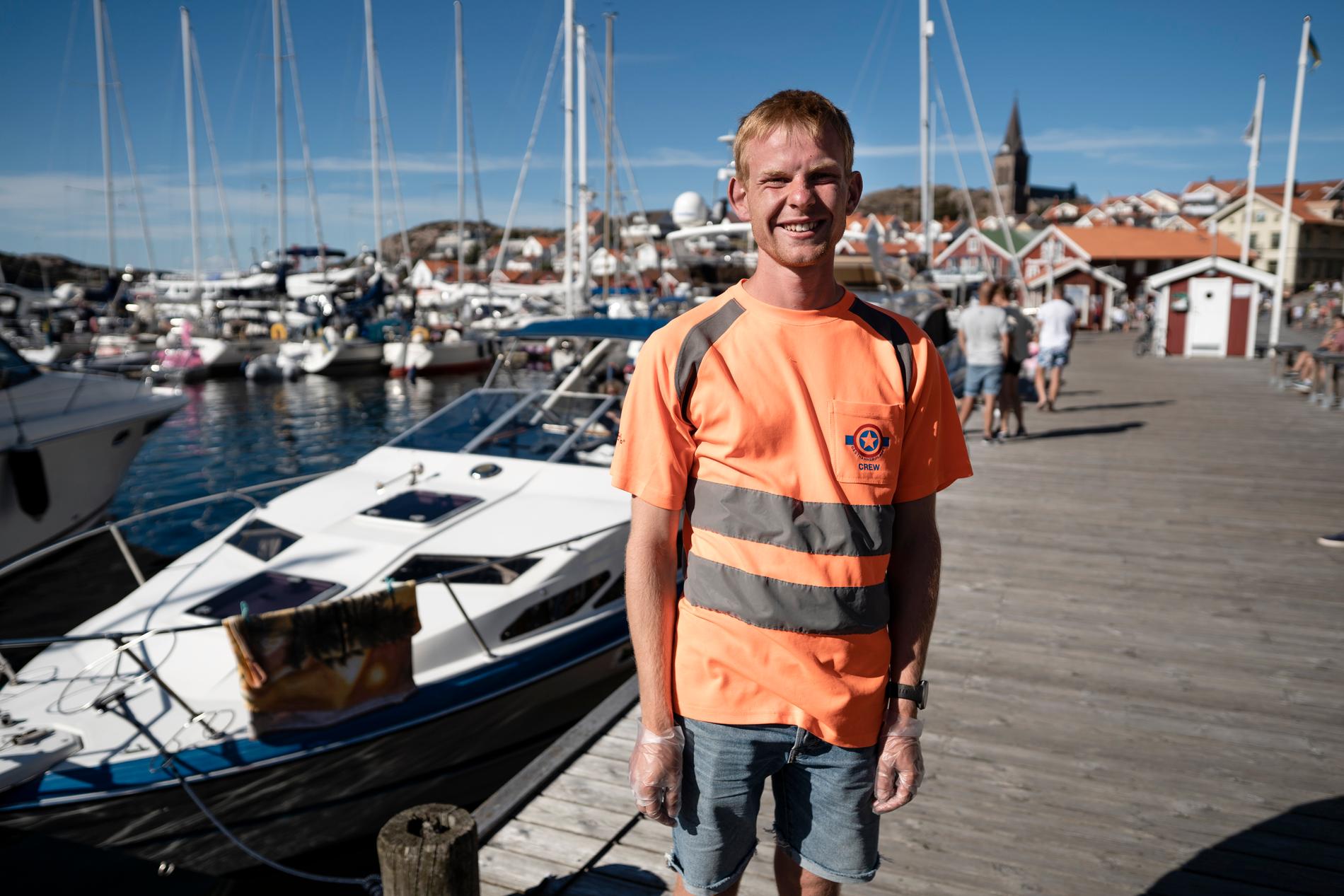 Karl Hjalmarsson ser en enorm skillnad i sommar. Normala år syns en övervägande del norska båtar och i år bara enstaka. 