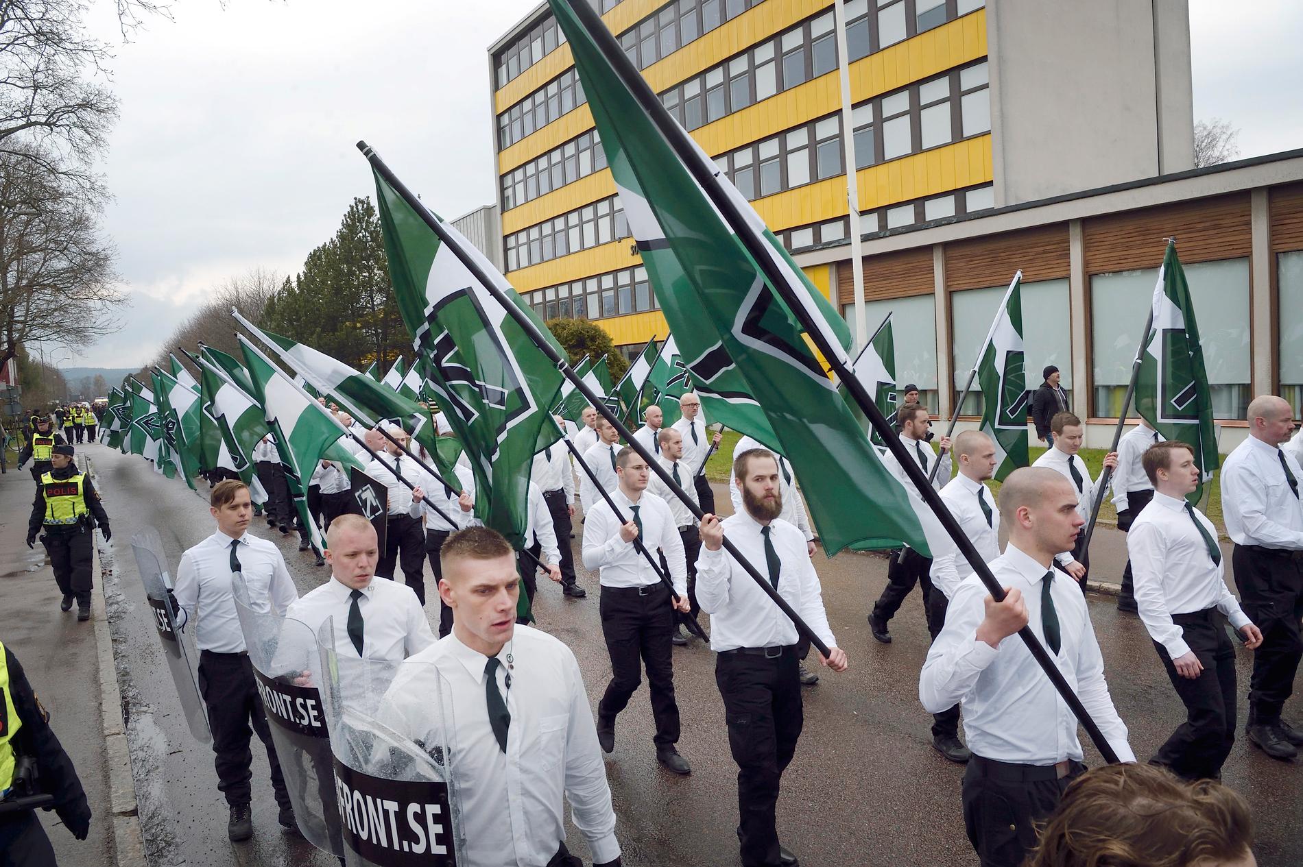 Nazistiska Nordiska motståndsrörelsens demonstration i Borlänge på första maj. Arkivbild.