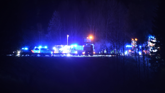 Tre dödades frontalkrocken på E4 utanför Nyköping.