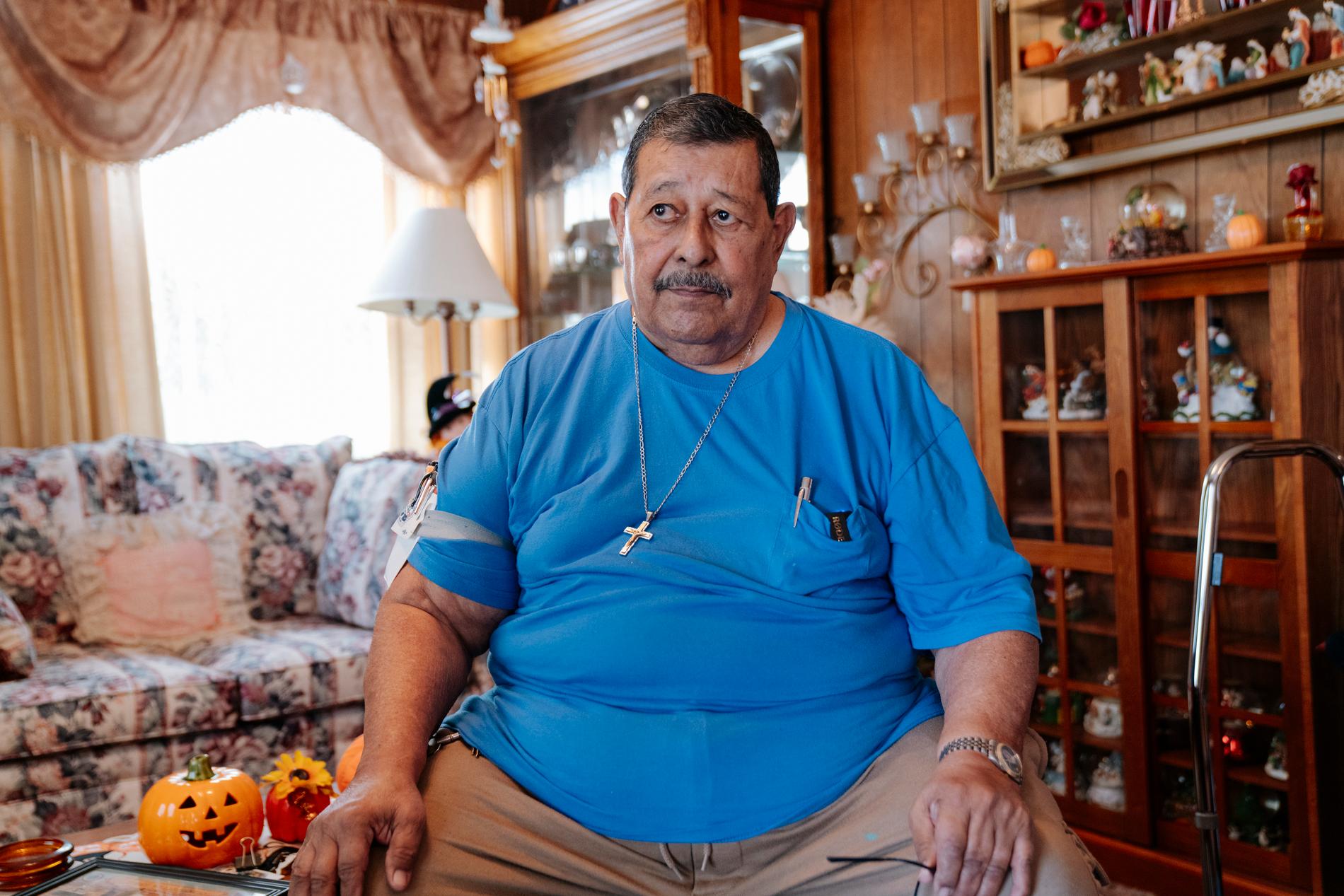 81-årige Jimmy Villavicencio minns världens första kärnvapentest. Han såg och hörde det. Båda hans föräldrar har sedan dess dött i cancer. Själv kämpar han med prostatacancer. 