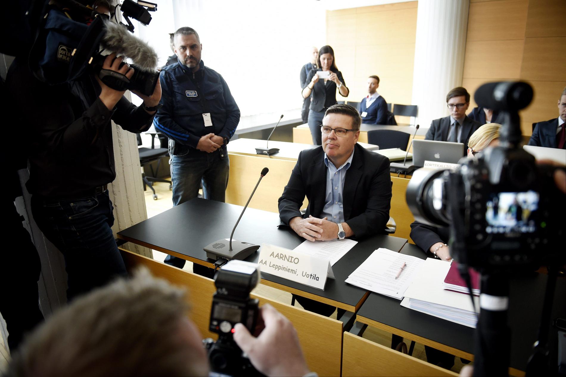 Jari Aarnio, tidigare chef för Helsingfors narkotikapolis, i rätten 2015. Arkivbild.