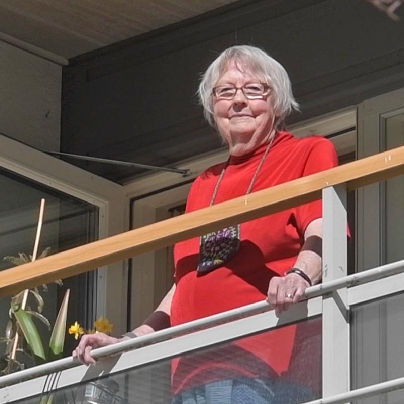 För Birgitta Hambraeus, 90, blev födelsedagen annorlunda i år – men ändå ”alldeles enastående trevlig.”