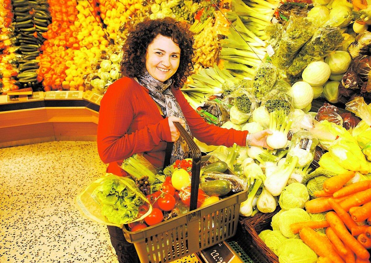 tappade 7 kilo Tina Bergdahl var inte med i undersökningen som nämns i artikeln, men lyckades i fjol gå ner 7 kilo genom att bland annat äta mer grönsaker.