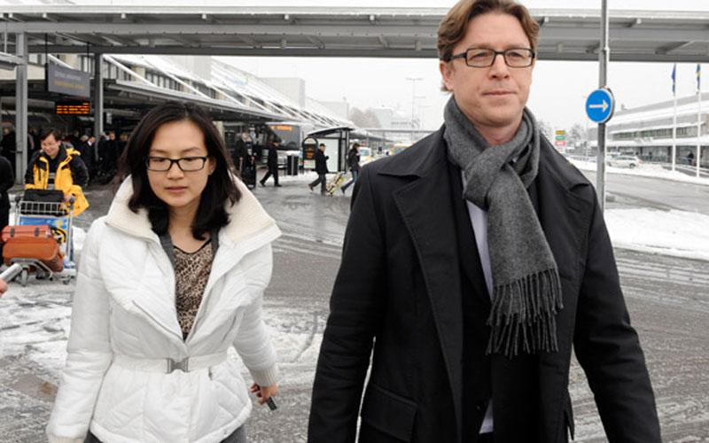 Youngmans vd Rachel Pang landade i dag på Landvetters flygplats. Hon togs emot av advokat Johan Nylén.