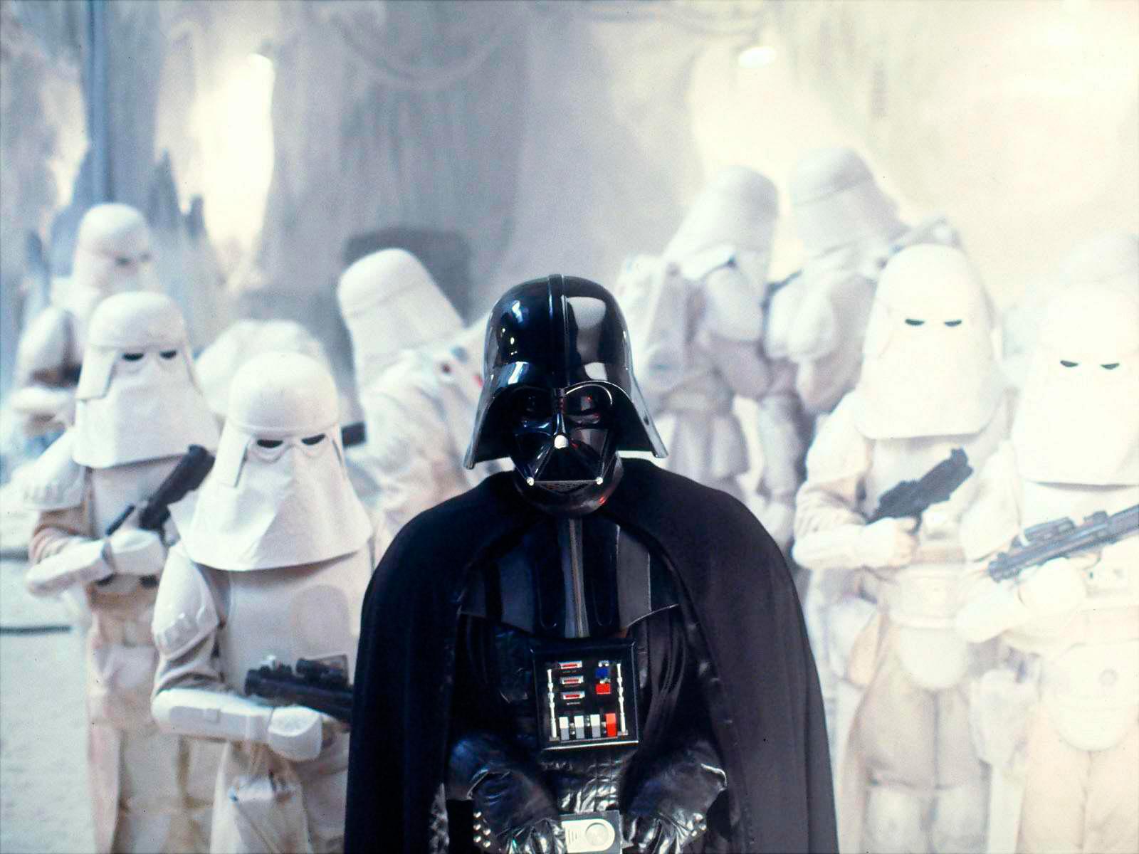 Darth Vader under attacken mot rebellernas högkvarter på snöplaneten Hoth i ”Episod V: Empire strikes back”.