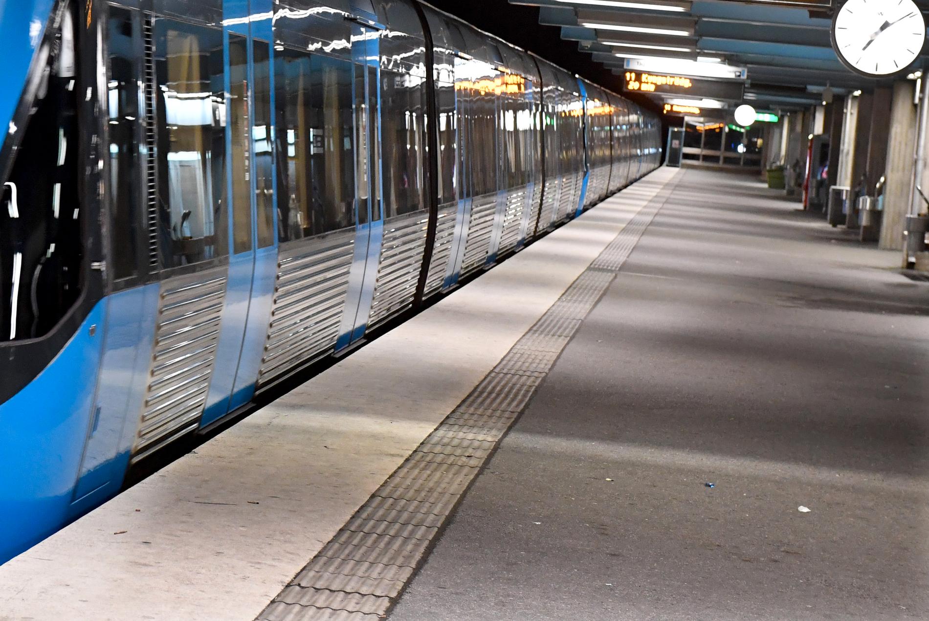 Genrebild från tunnelbanan i Stockholm. 