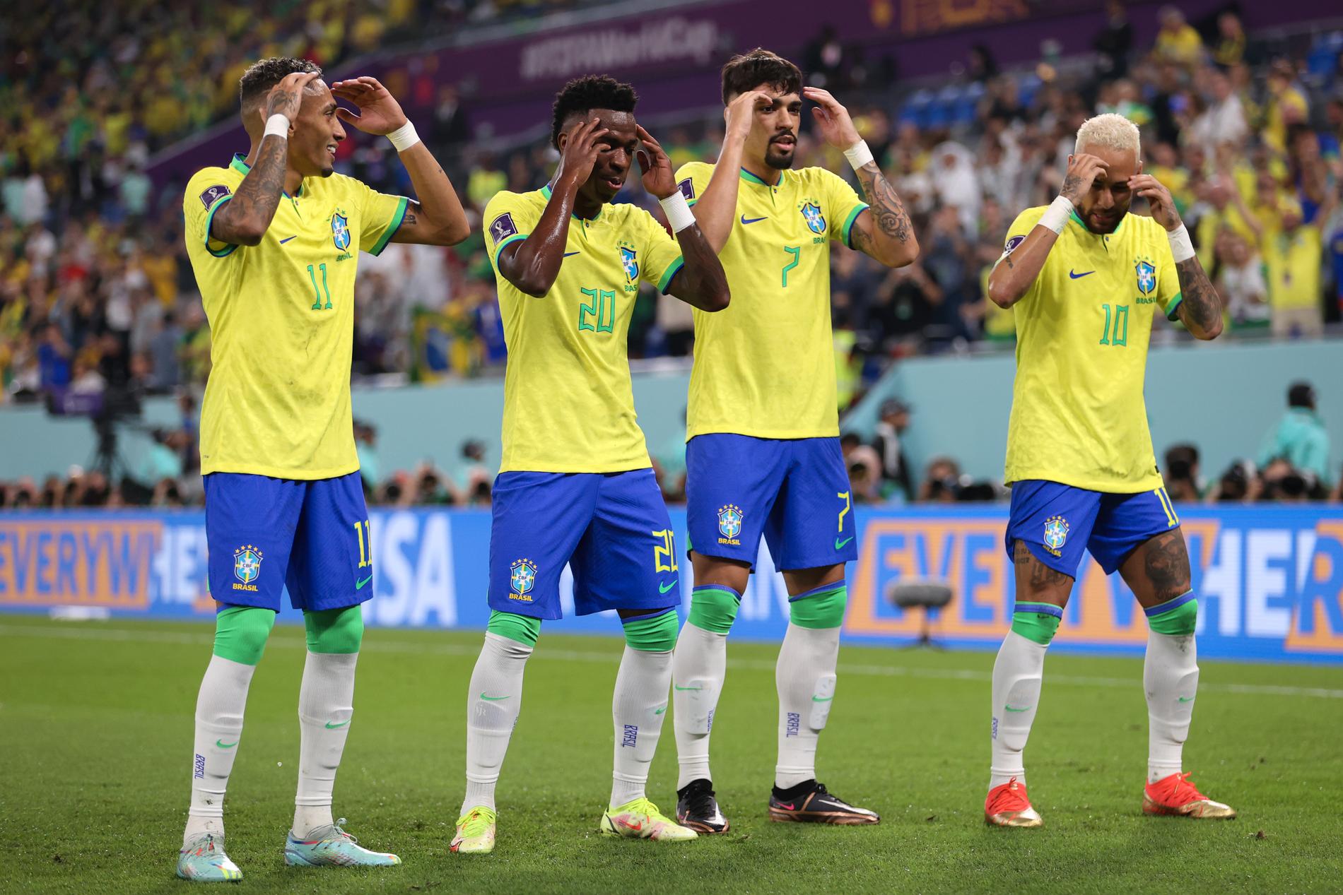 Spelarna i Brasilien dansade efter sina mål.