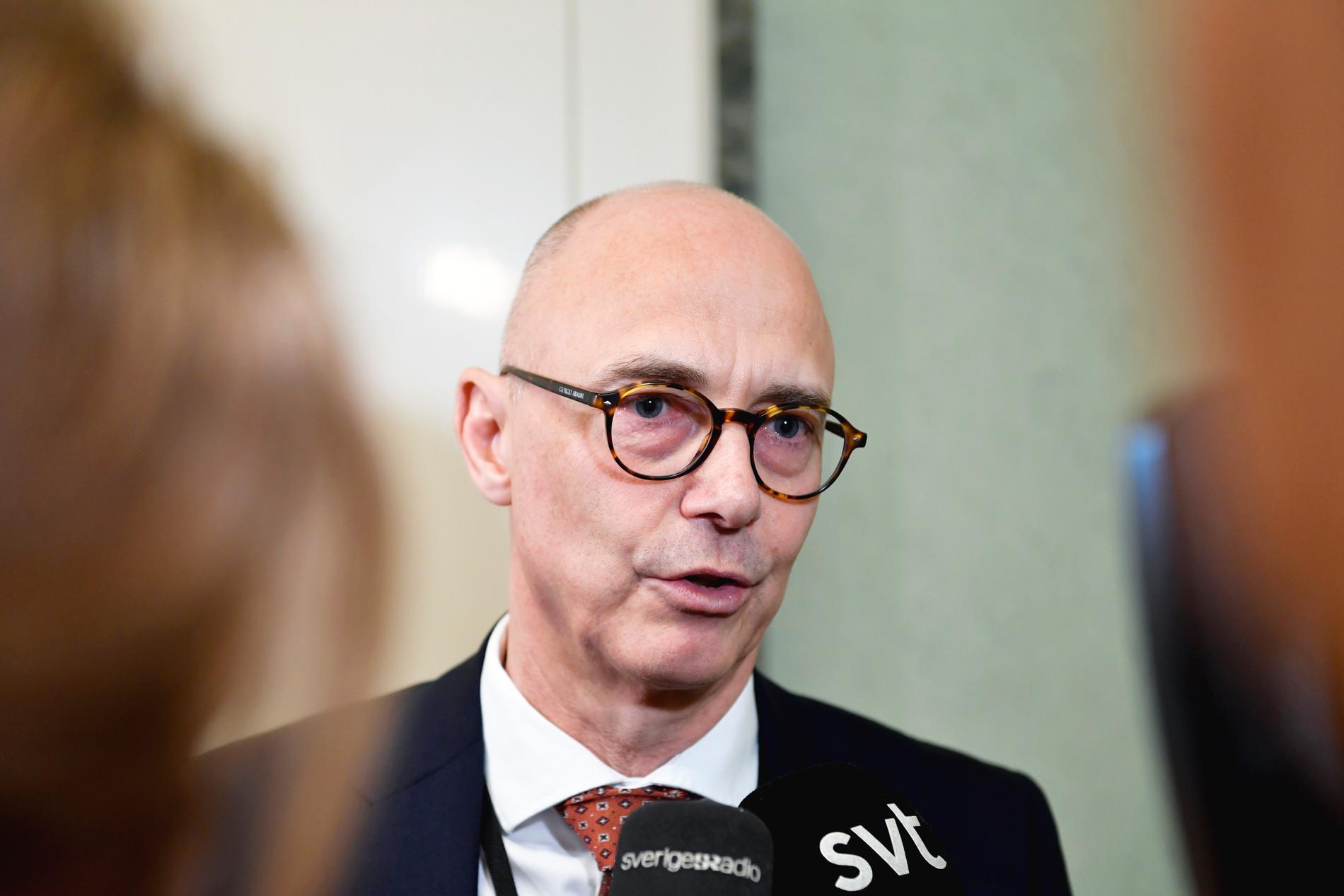 Socialdemokraterna vill inte att Sverige ska ta emot fler asylsökande än vad som är rimligt i förhållande till folkmängden, säger Rikard Larsson (S). Arkivbild.