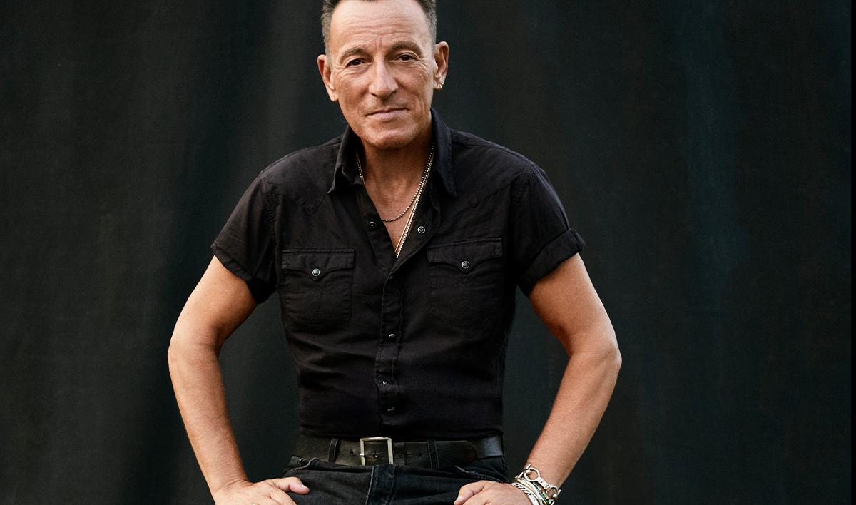 Överraskande sent i karriären väljer Bruce Springsteen att spela in några av sina många soulfavoriter. 