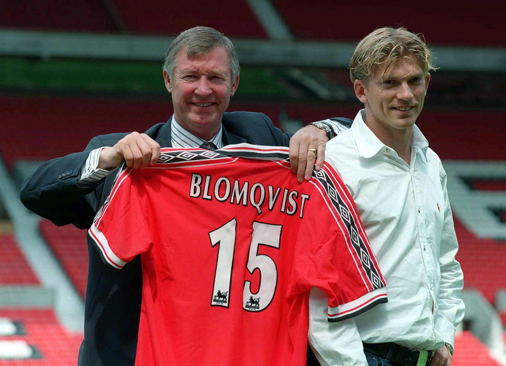 Jesper Blomqvist presenteras av Manchester United. 