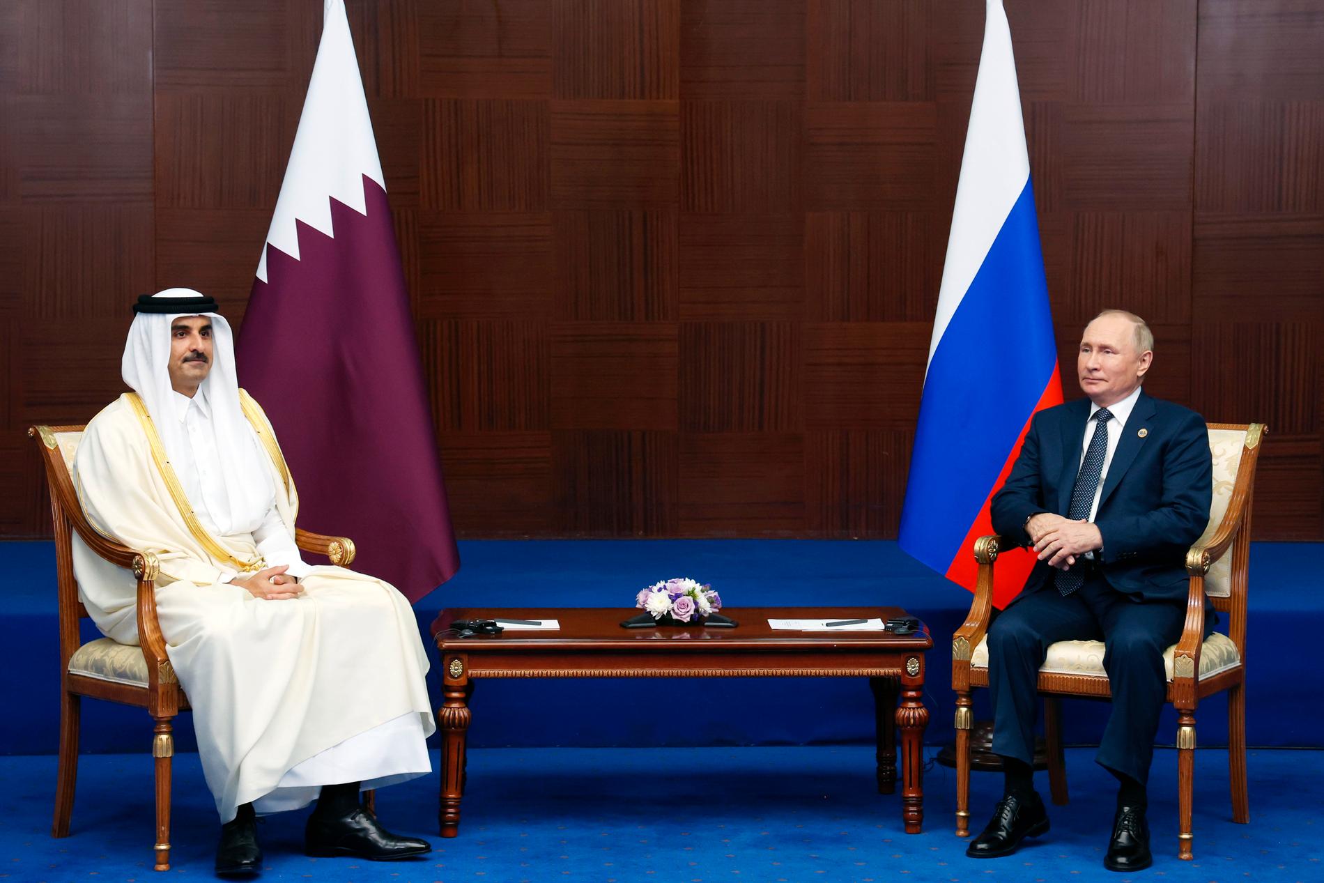 Qatars emir Tamim bin Hamad Al Thani och Rysslands president Vladimir Putin.