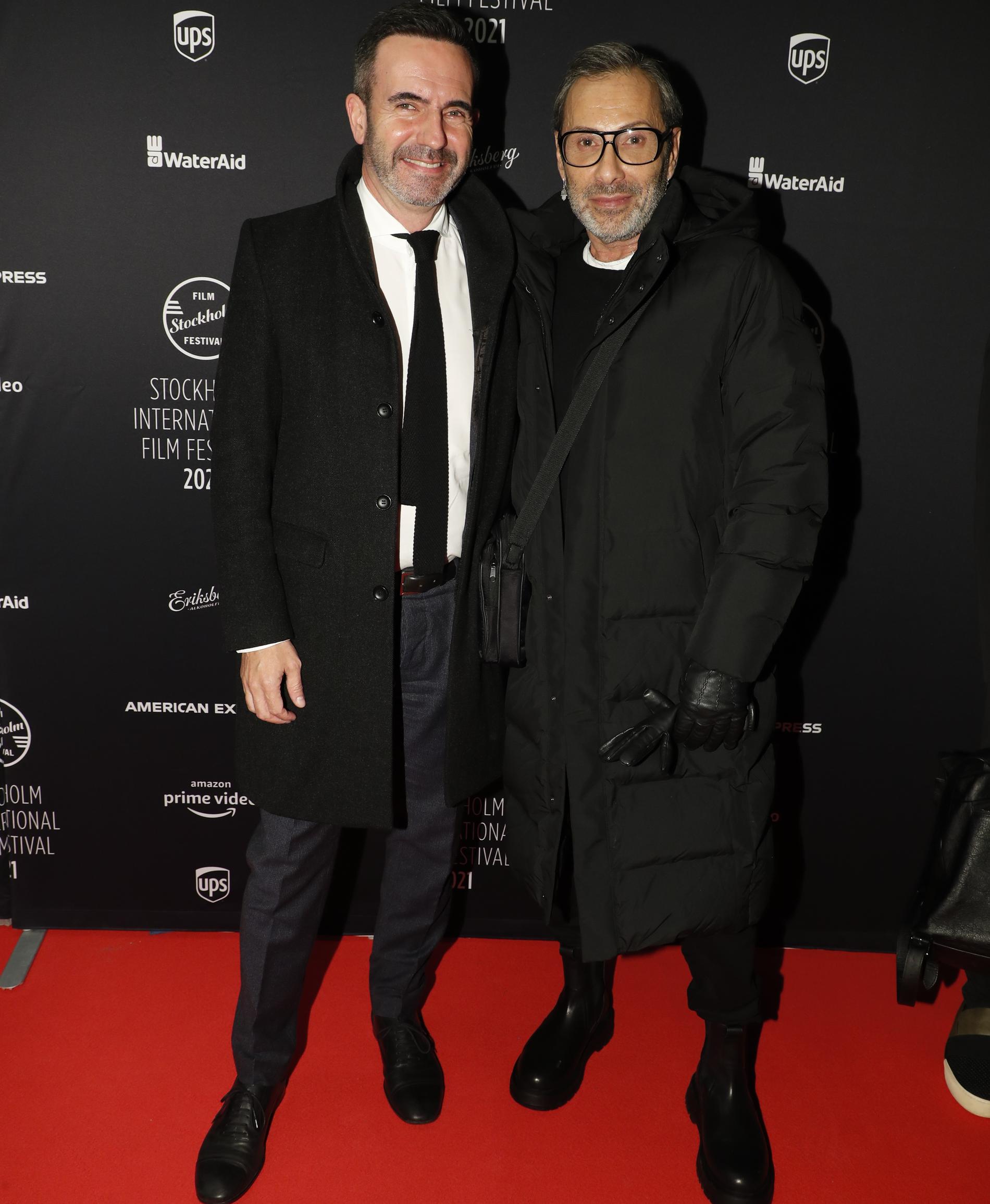Ziv Nevo Kulman, Israels ambassadör, och Jean-Pierre Barda på röda mattan vid invigningen av Stockholms filmfestival 2021.